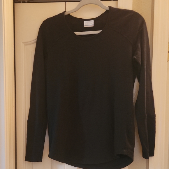 Black Long Sleeve Women's Top - Picture 1 of 3